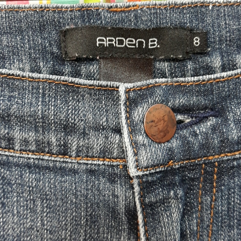 Arden B.  Embellished Jeans - Picture 6 of 8